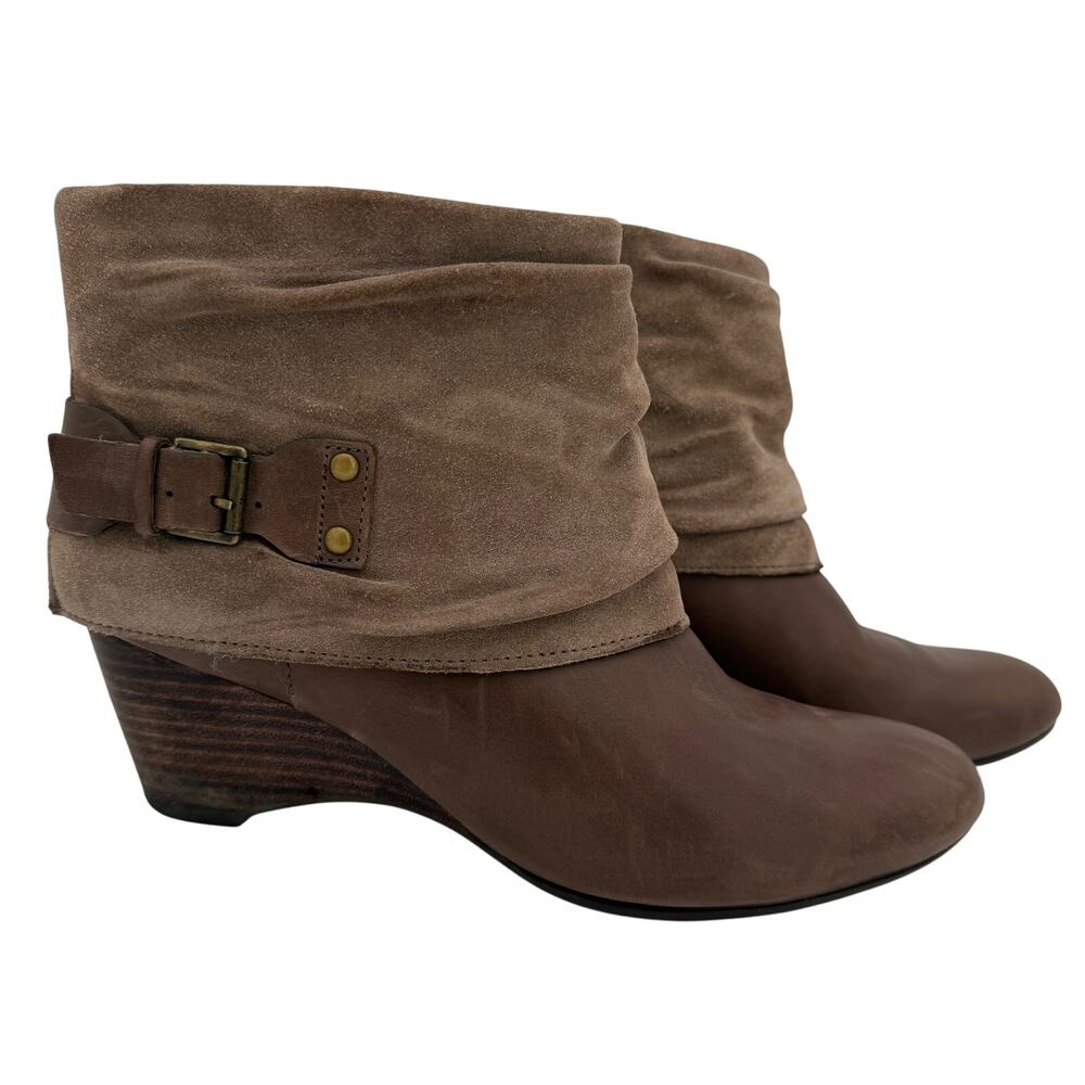 Clark’s Artisan Brown Leather Suede Trolley Buckle Heels Booties Size 8.5